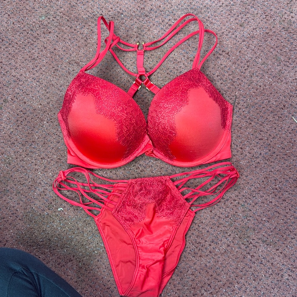 Victoria secrets bra set
